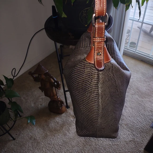 Dooney & Bourke Textured Brown and Black Shoulder Bag - Picture 10 of 12
